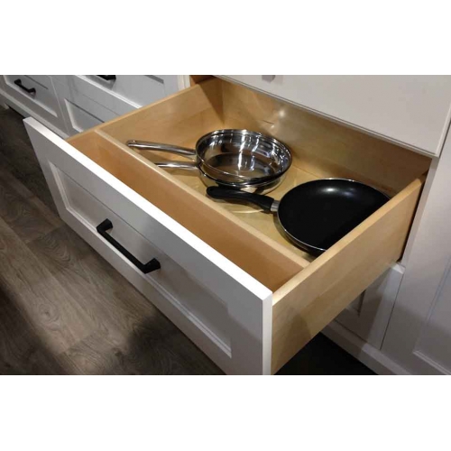 Pots and pans drawer